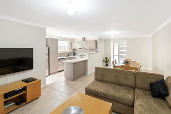 Beach Resort Chalet with Accommodation Perth