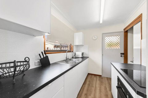 Redcliff 2 Bedroom Townhouse - Perth Resorts 0