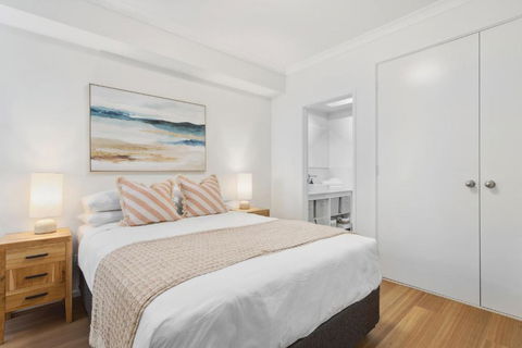 REGL20/11 - Regal In East Perth - Accommodation Perth 2