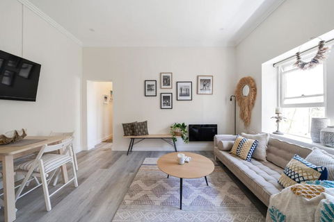 Relaxed Coogee Coastal Living With Ocean Views - Accommodation Perth 3
