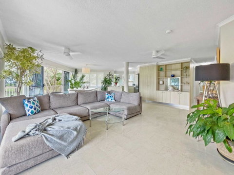 Relaxing Ocean View Apartment In Buddina - Accommodation Perth 1