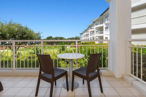 Resort On The Beach 5118 With Resort Pool - Perth Resorts 1