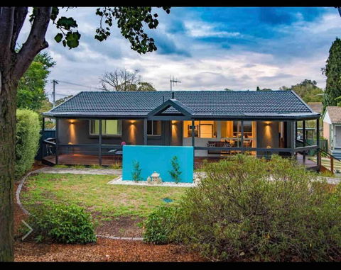 Resort Style Home Pool Spa Sauna - Perth Resorts 1