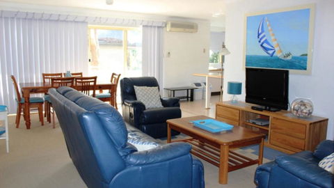 Rest At The Nest On Booner - Accommodation Perth 1