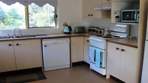 Rest At The Nest On Booner - Accommodation Perth 3