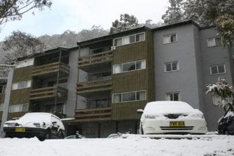 Retro 2 Bedroom Apartment - Accommodation Perth 1