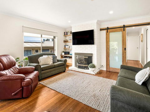 Rhyll Relaxer - Accommodation Perth 0