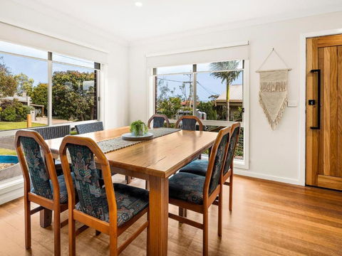 Rhyll Relaxer - Accommodation Perth 3