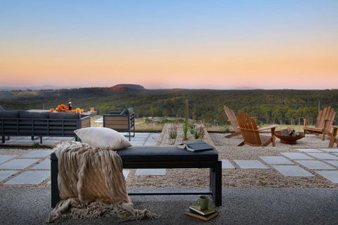 Ridge Vue Retreat - Accommodation Perth 0