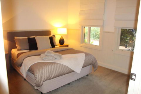 River Rock Cottage Centrally Located And Dog Friendly - Accommodation Perth 1