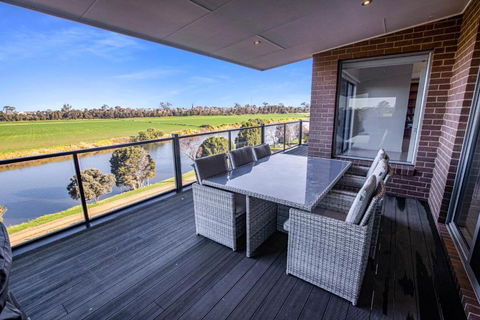 Riverside Haven - Accommodation Perth 0