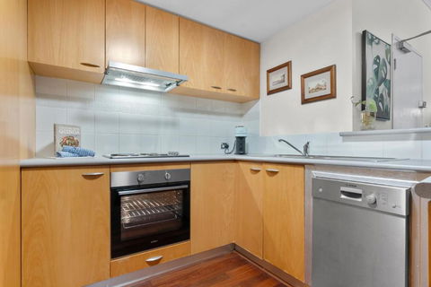 Riverside Panorama Suite Spectacular City Living - Accommodation Perth 3