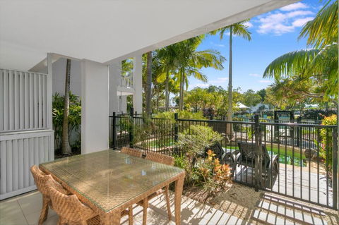 Salt&Pepper Sanctuary - Plunge Pool Resort Apartment By UHoliday - 2BR, 1BR And Studio Hotel Room Configurations Available - Perth Resorts 3