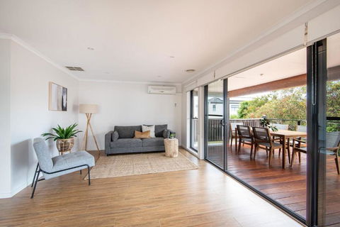 Safety Beach Abode Walk To The Beach - Accommodation Perth 1