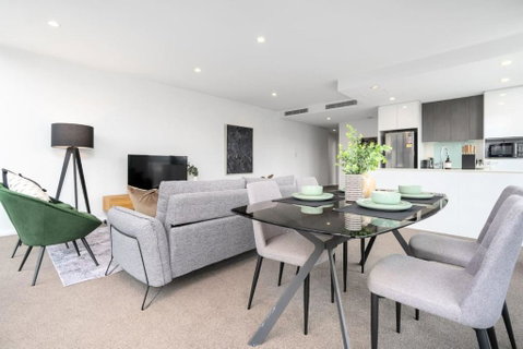 Roomy 2BR 2BA City-Centre Apt - Accommodation Perth 1