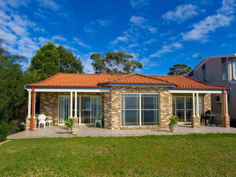 Salamander Beach Front - Accommodation Perth 1