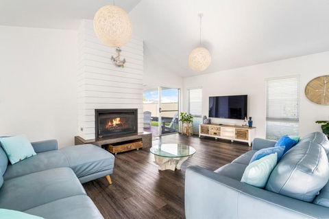 Ryze N Shine I Private Properties - Accommodation Perth 2