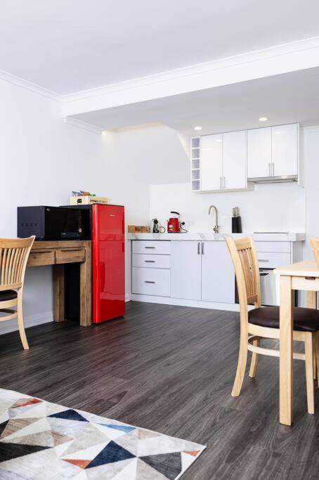 Salamanca Getaway Battery Point - Accommodation Perth 0