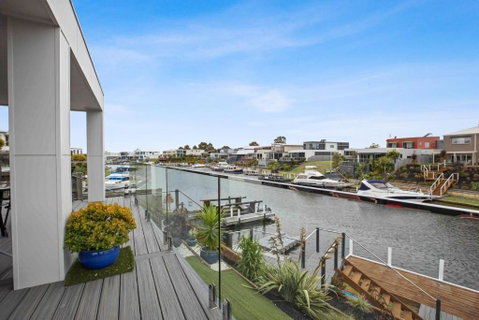 Riviera View - Accommodation Perth 0