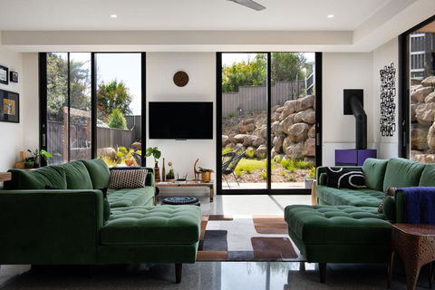 Rocky Hollow - Perth Resorts 3