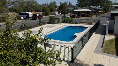 Roma Big Rig Tourist Park - Accommodation Perth 3