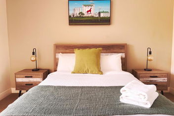 Rooftops On Henrycentre Of West End Cafes with Accommodation Perth