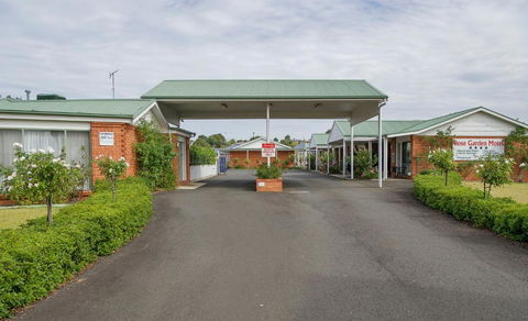 Rose Garden Motel - Accommodation Perth 3
