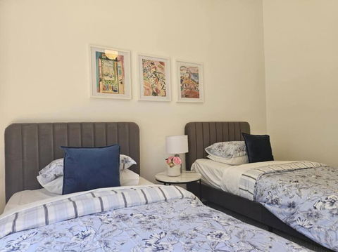 RoseIris Cottage - City Charm In Central West Hobart - Perth Resorts 3