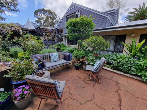 Rosewood Guesthouse - Perth Resorts 3