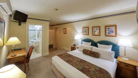 Royal Exchange Hotel - Accommodation Perth 2