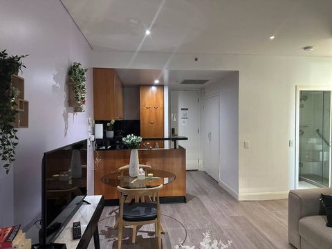 Royal Garden Residence - Accommodation Perth 3