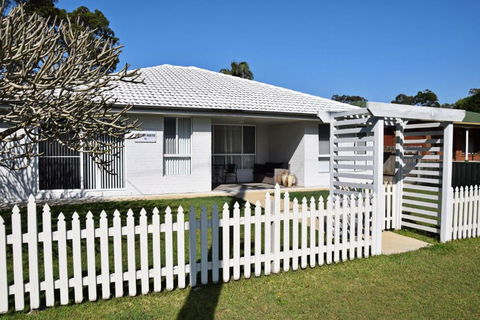 Rudder House - Accommodation Perth 0