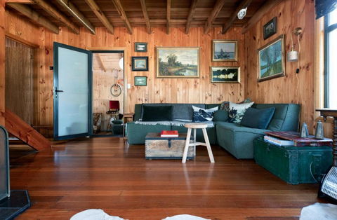 Rustic Barn By The Bay - Perth Resorts 1