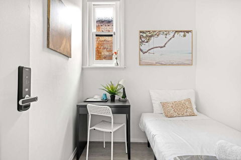 Rustic Single Room - Central Spot At Kengsinton - Shared Bathroom - Perth Resorts 1
