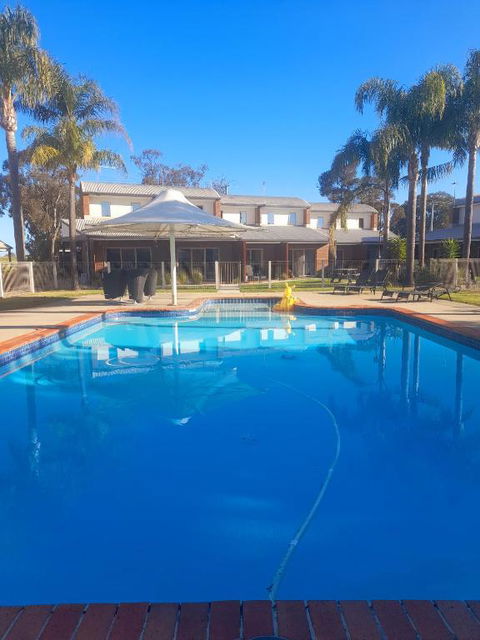 Sailz Villa 9 - Accommodation Perth 2
