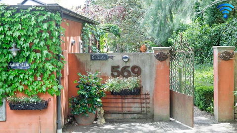 Saint Eloi Le Jardin - Perth Resorts 0