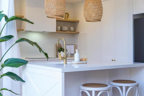 Salty Palms By The Sea - ONE - Accommodation Perth 2