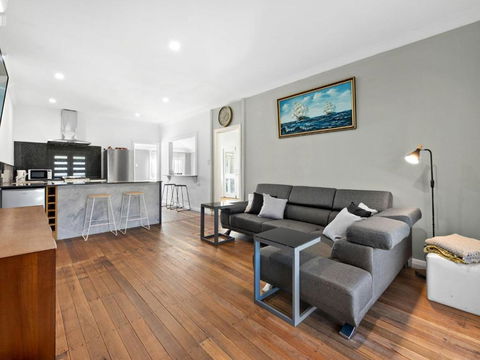 Salty Sea Cottage - Accommodation Perth 2