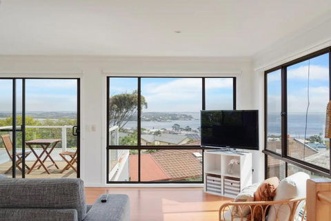 San Remo Panorama By Ready Set Stay - BYO LINEN & TOWELS - Accommodation Perth 1