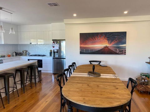 Sanary A Modern Beach Home In Martha Cove - Accommodation Perth 2