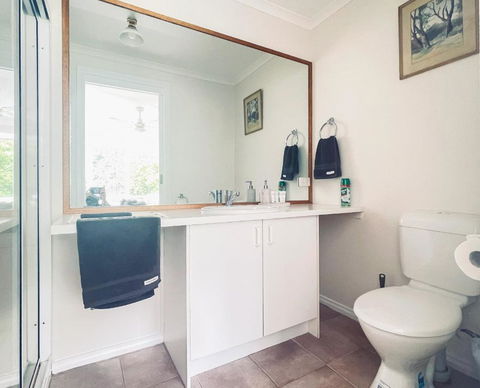 Sanctuary Park Cottages - Perth Resorts 2