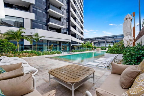 Ruby Building - Self Contained, Privately Managed Apartments - Accommodation Perth 0