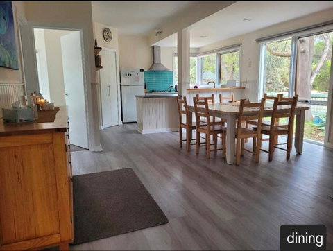 Sanders Beach House - Accommodation Perth 3