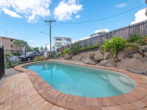 Sandalwood Unit 1 66 Lower Gay Tce - Accommodation Perth 3