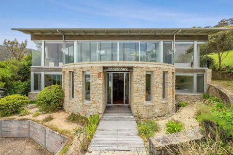 Sandbanks - Accommodation Perth 1