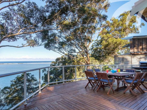 Sandbar View - Accommodation Perth 0