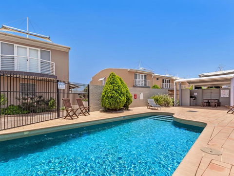 Sandcastles 7 8 Ala Moana Way - Accommodation Perth 0