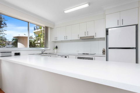 Sandown - Hosted By Burleigh Letting - Accommodation Perth 3