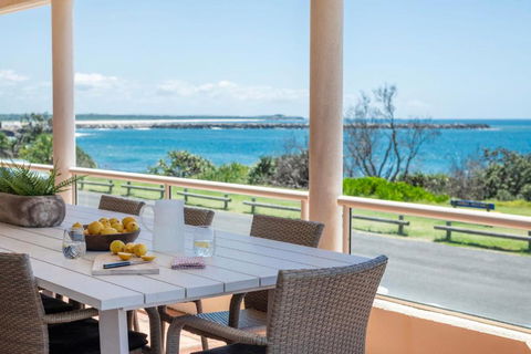 Sandrift One - Oceanstays - Accommodation Perth 0