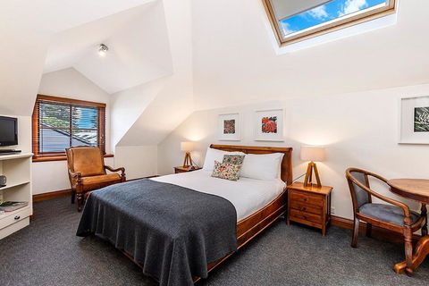 Sandstone Suites - In The Heart Of Port Fairy - Accommodation Perth 1